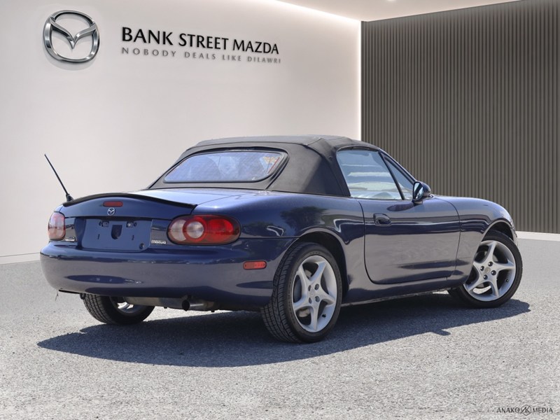 2003 Mazda MX-5 Miata GT - Inc. 2 Year / 40,000 KM Powertrain Warranty