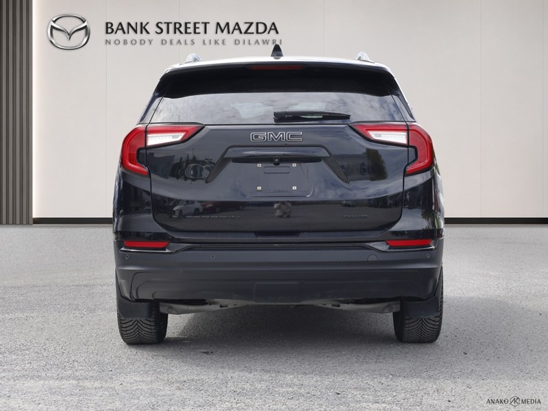 2022 GMC Terrain AWD 4dr SLE