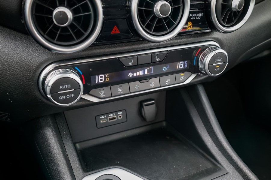 2023 Nissan Sentra SV CVT