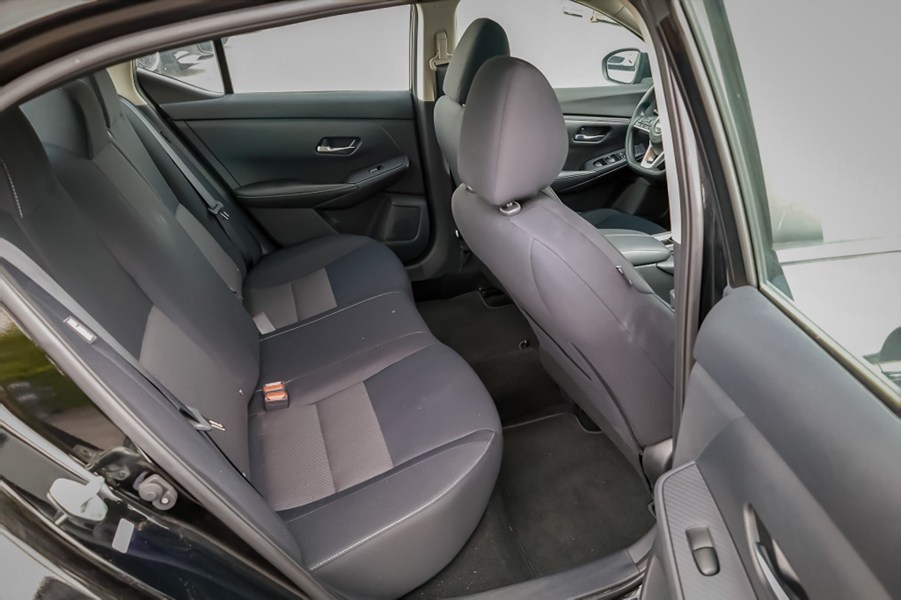 2023 Nissan Sentra SV CVT