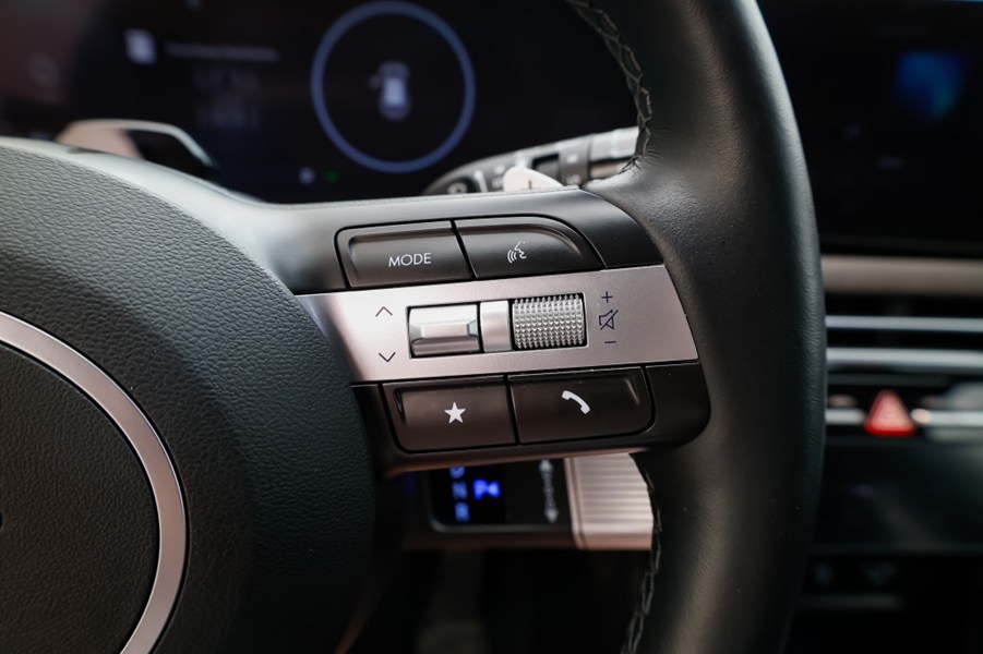 2025 Hyundai Tucson Hybrid Ultimate AWD