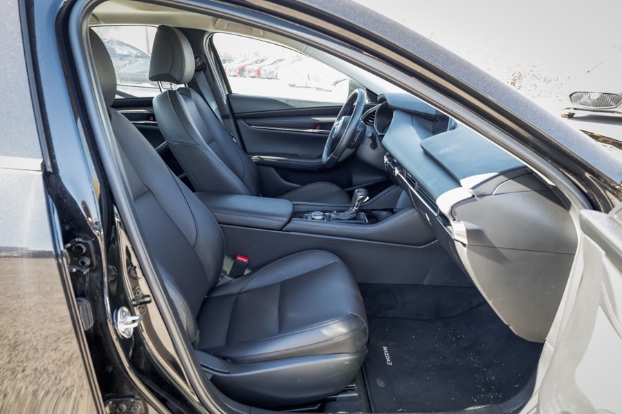 2025 Mazda Mazda3 GT Auto FWD