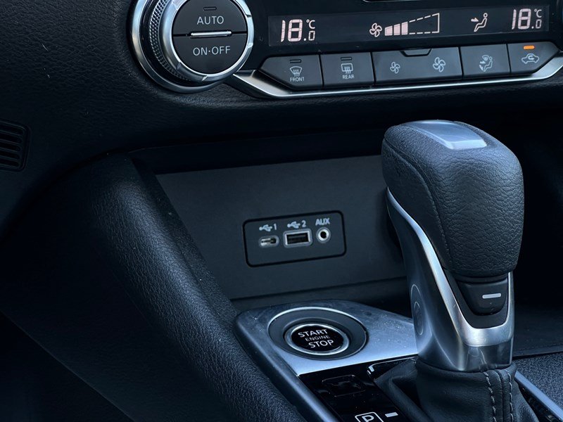 2023 Nissan Sentra SV CVT