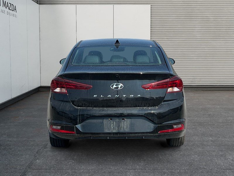 2019 Hyundai Elantra Luxury Auto