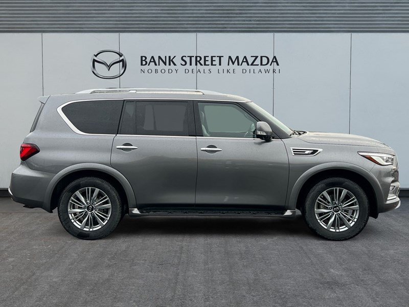 2021 INFINITI QX80 LUXE 7-Passenger