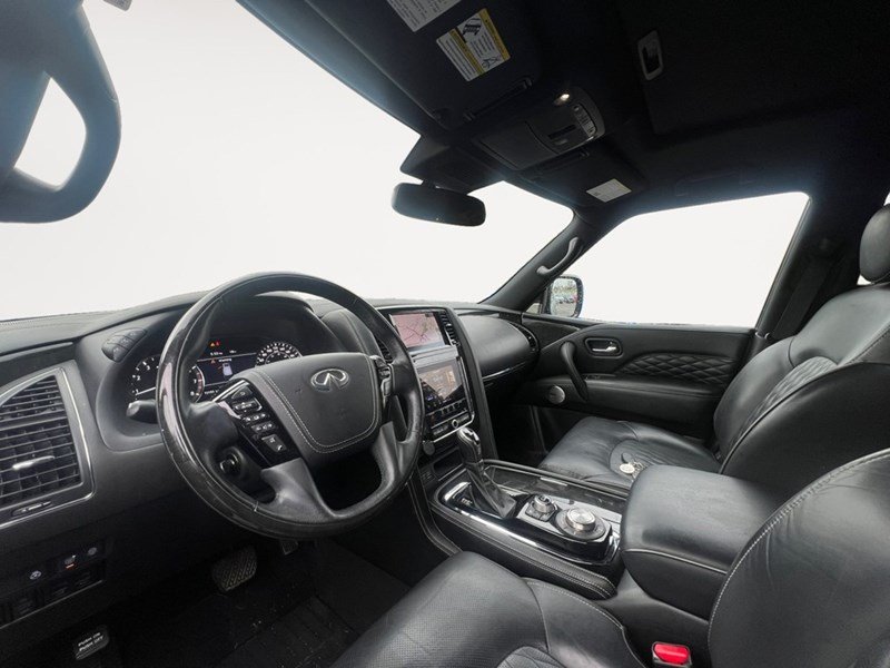 2021 INFINITI QX80 LUXE 7-Passenger