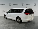 2024 Chrysler Grand Caravan SXT image 3