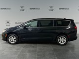 2023 Chrysler Grand Caravan SXT image 2