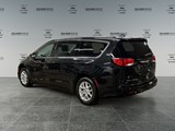 2023 Chrysler Grand Caravan SXT image 3