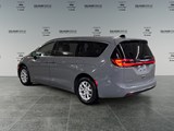 2023 Chrysler Pacifica Touring-L image 3