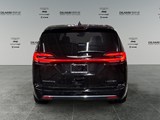 2026 Chrysler Pacifica Limited image 4