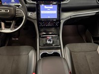2024 Jeep Grand Cherokee Laredo 4x4