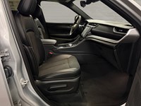 2024 Jeep Grand Cherokee Laredo 4x4