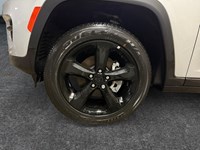 2024 Jeep Grand Cherokee Laredo 4x4