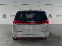 2025 Chrysler Pacifica Limited FWD