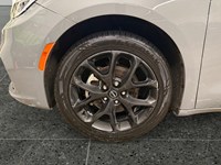 2025 Chrysler Pacifica Limited FWD