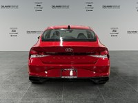 2022 Hyundai Elantra Preferred IVT