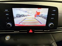 2022 Hyundai Elantra Preferred IVT