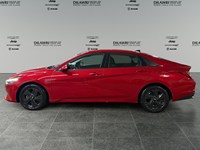 2022 Hyundai Elantra Preferred IVT