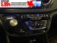 2025 Chrysler Pacifica Limited FWD