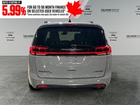 2025 Chrysler Pacifica Limited FWD
