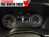 2023 Hyundai Santa Fe Preferred AWD WITH TWO SETS OF TIRES