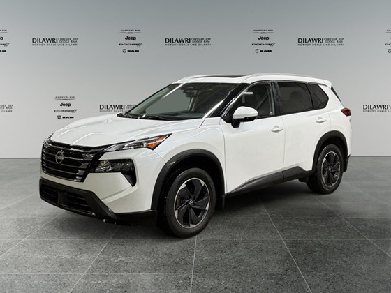2024 Nissan Rogue SV Moonroof