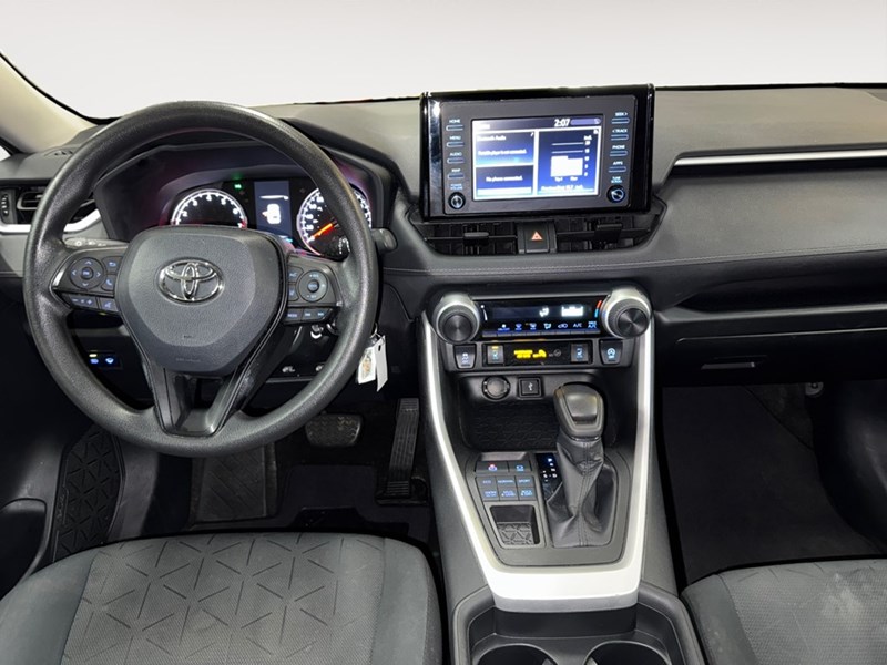 2021 Toyota RAV4 LE AWD