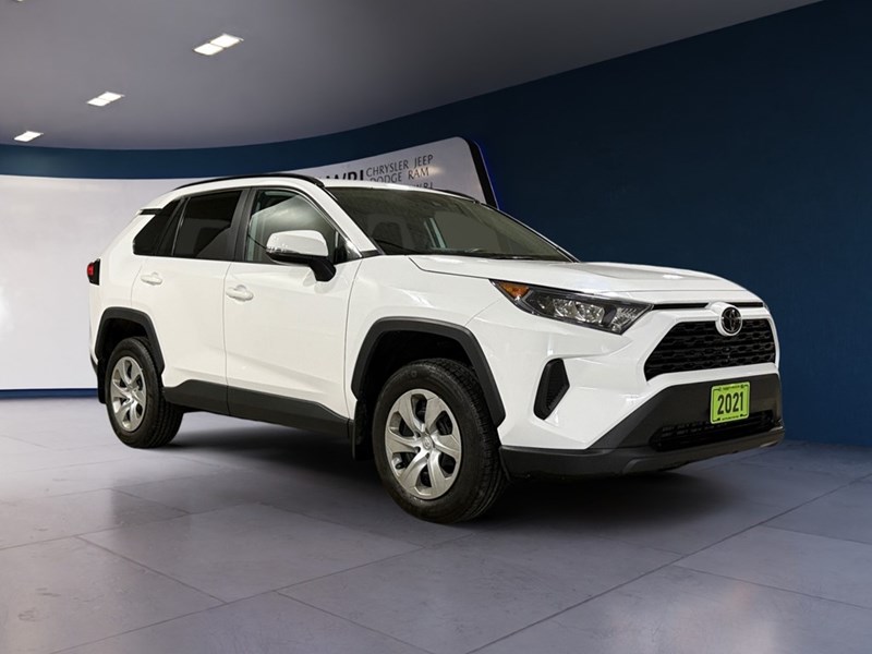 2021 Toyota RAV4 LE AWD