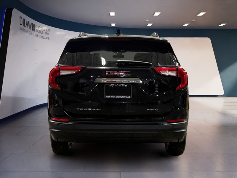 2024 GMC Terrain AWD 4dr SLE