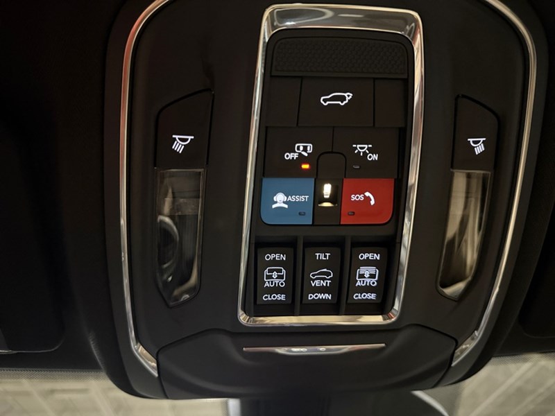 2023 Jeep Grand Cherokee 4xe LIMITED 4x4