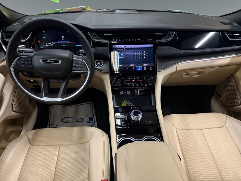 2023 Jeep Grand Cherokee 4xe LIMITED 4x4