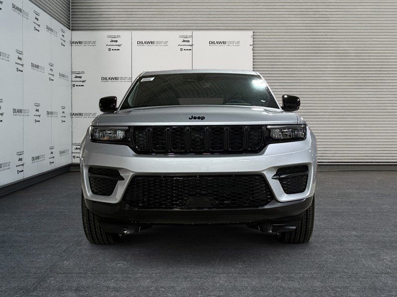 2024 Jeep Grand Cherokee Laredo 4x4