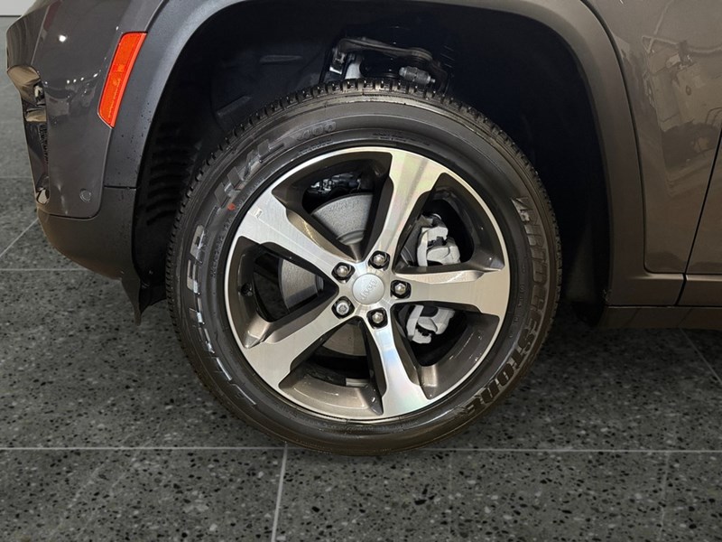 2023 Jeep Grand Cherokee 4xe LIMITED 4x4