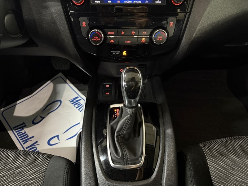 2023 Nissan Qashqai AWD SV CVT