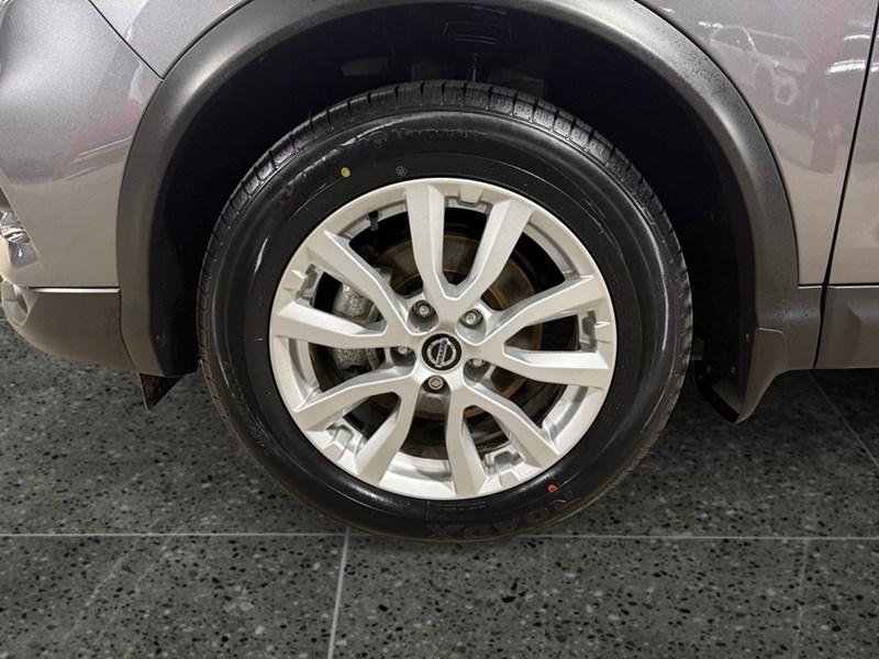 2023 Nissan Qashqai AWD SV CVT