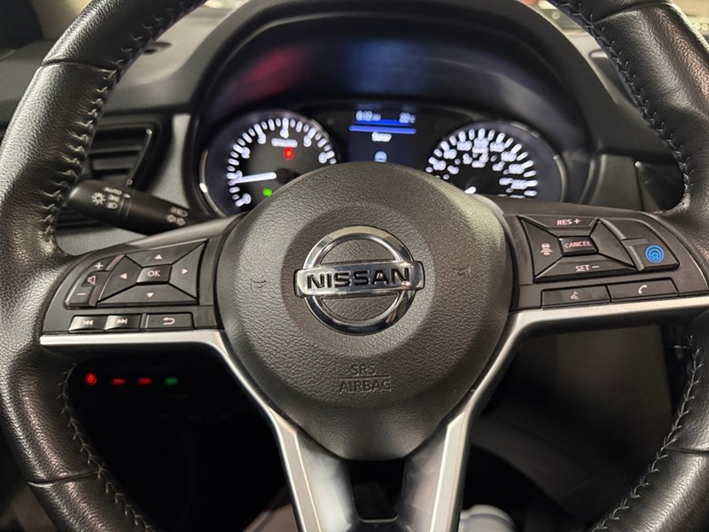 2023 Nissan Qashqai AWD SV CVT