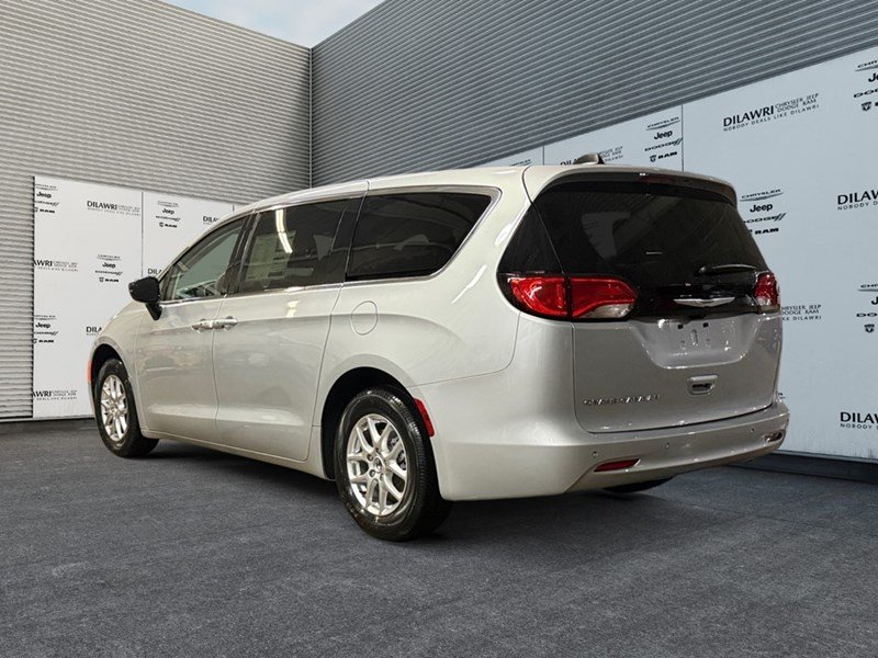 2024 Chrysler Grand Caravan SXT
