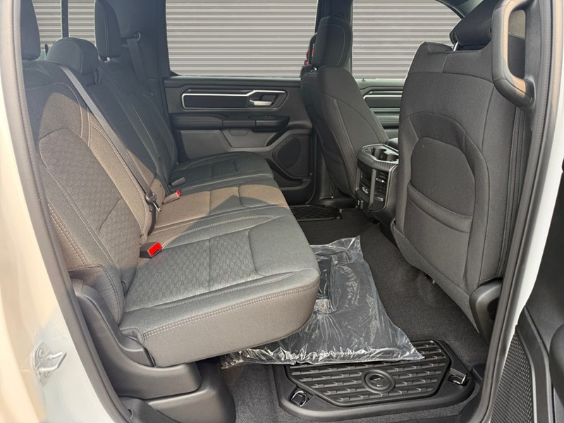 2025 RAM 1500 Big Horn 4x4 Crew Cab 5'7" Box