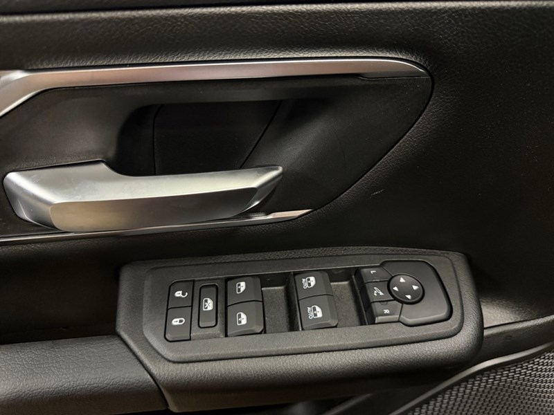 2025 RAM 1500 Big Horn 4x4 Crew Cab 5'7" Box