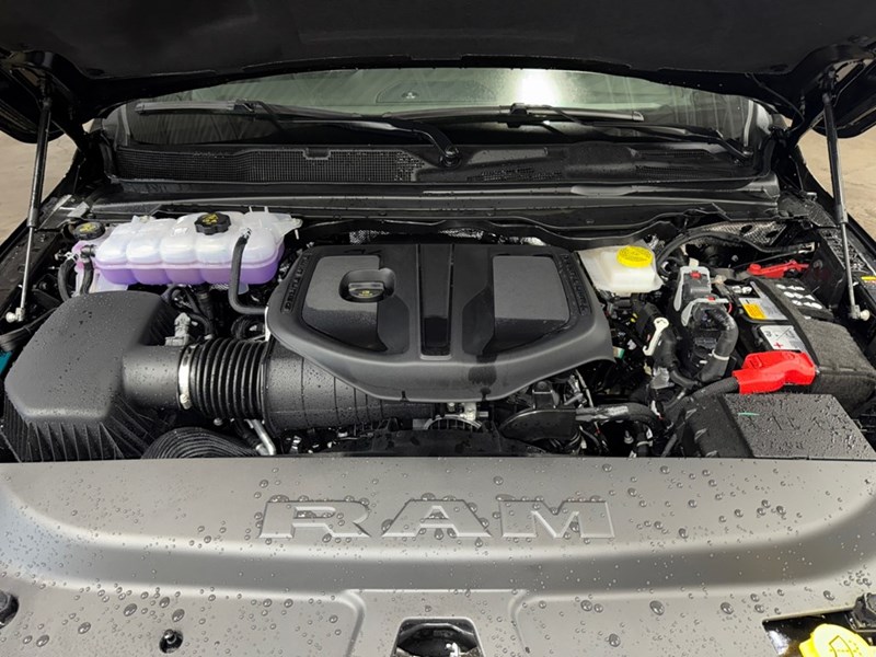 2025 RAM 1500 Big Horn 4x4 Crew Cab 5'7" Box