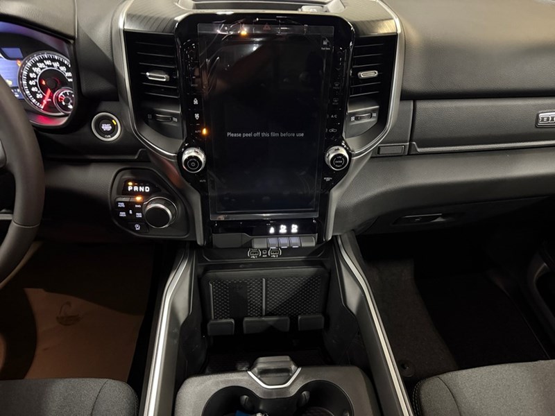 2025 RAM 1500 Big Horn 4x4 Crew Cab 5'7" Box