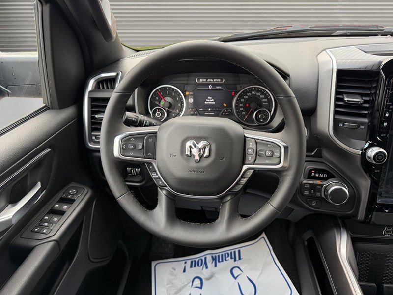 2025 RAM 1500 Big Horn 4x4 Crew Cab 5'7" Box