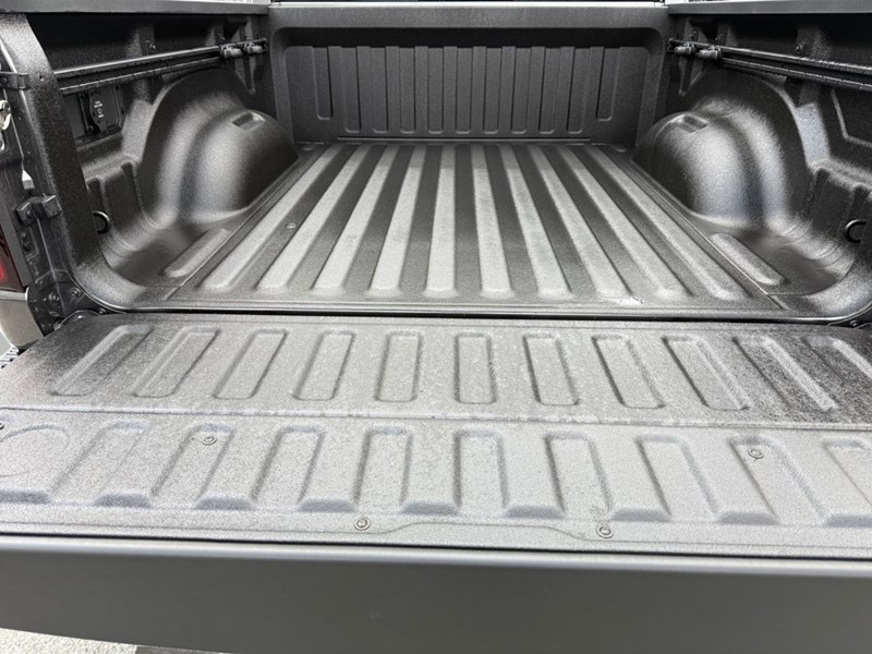 2025 RAM 1500 Big Horn 4x4 Crew Cab 5'7" Box