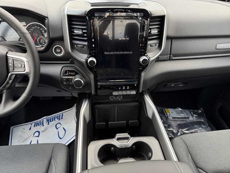 2025 RAM 1500 Big Horn 4x4 Crew Cab 5'7" Box