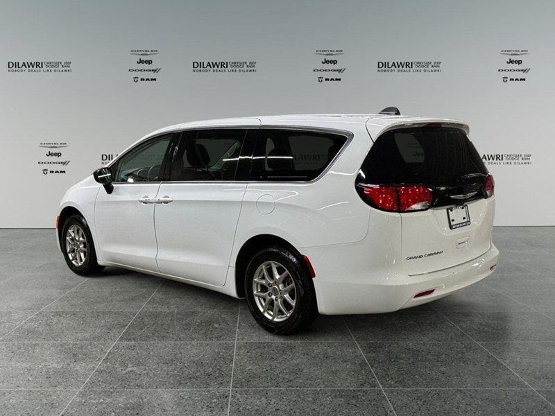 2024 Chrysler Grand Caravan SXT
