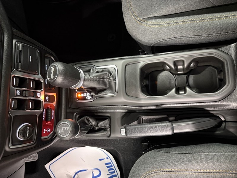 2025 Jeep Wrangler Willys 4 Door 4x4