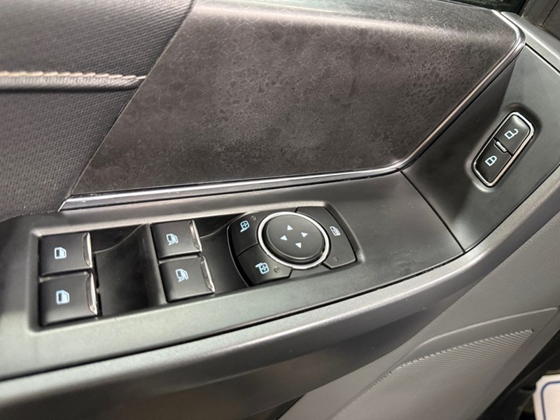 2025 Ford F-150 XLT 4WD SuperCrew 6.5' Box