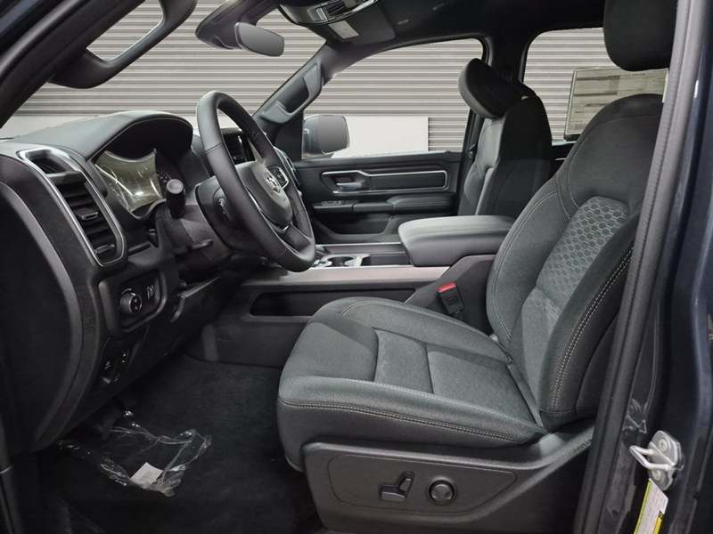 2027 RAM 1500 Big Horn 4x4 Crew Cab 5'7" Box