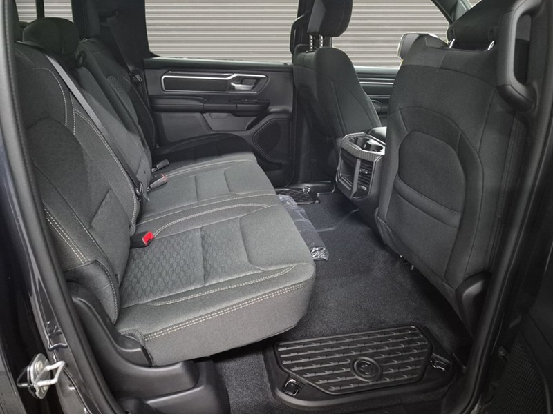 2027 RAM 1500 Big Horn 4x4 Crew Cab 5'7" Box